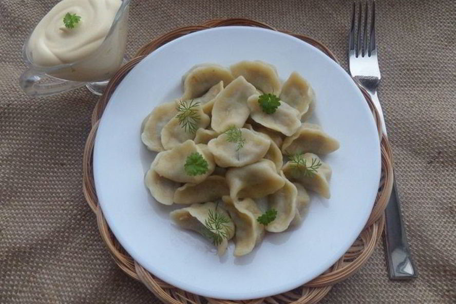 Рецепт пельменей с гусем, гречкой и овощами