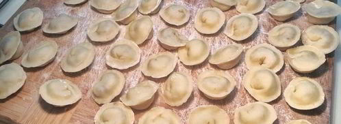 пельмени с рыбой и белыми грибами. Шаг 14