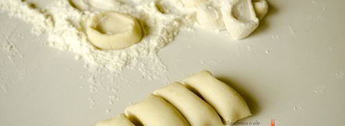 пресное тесто для вареников и пельменей. Шаг 9