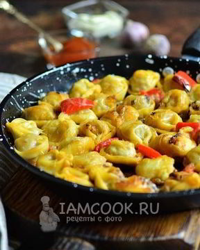 Жареные пельмени с сыром