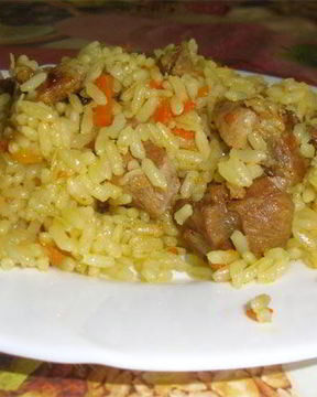 Рассыпчатый плов из свинины