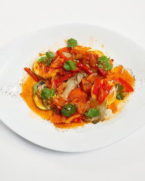 Рагу из тыквы с вешенками и соусом лечо