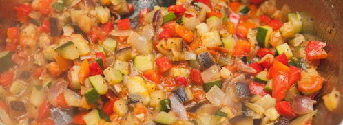 яркий рататуй с семгой. Шаг 8