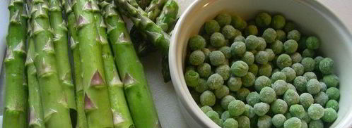 запеченное ризотто со спаржей, зеленым горошком и шпинатом. Шаг 8