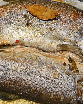 Речная рыба в духовке