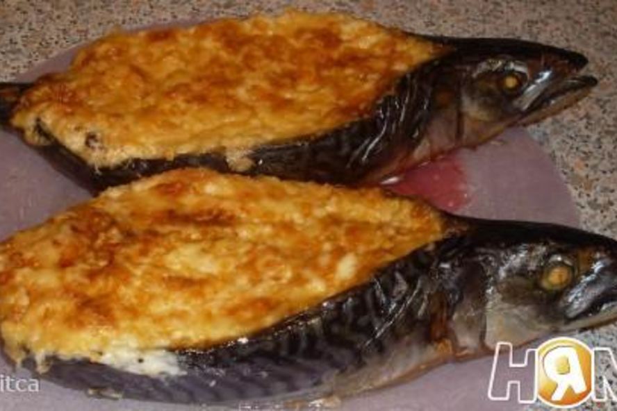Рецепт скумбрии, фаршированной грибами и сыром