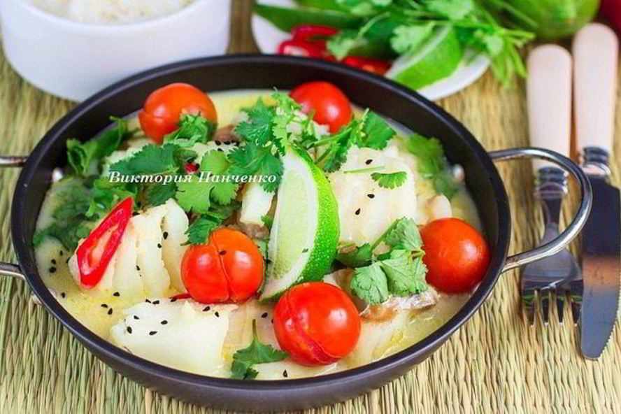 Рецепт трески в кокосовом молоке с лаймом и кинзой