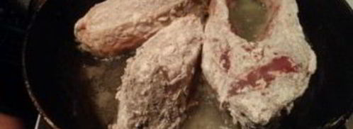 зеркальный карп жареный с луком. Шаг 4