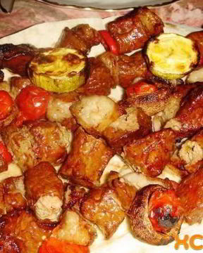 Шашлык из печени с салом