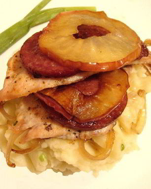 Куриные шницели с яблоками и чоризо