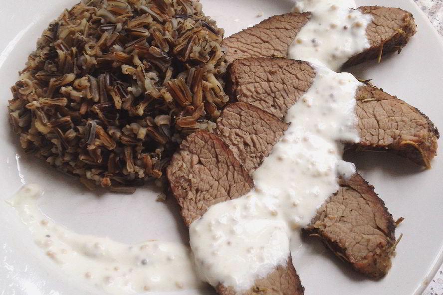 Рецепт говяжьего стейка с соусом из хрена