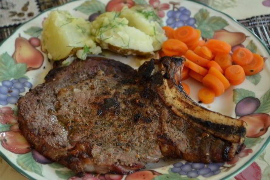 Рецепт говяжьих стейков на гриле