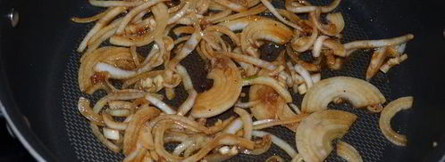 маринованные стейки с луком. Шаг 3