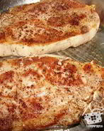 Стейк свиной на косточке