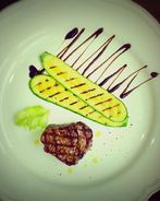 Стейк торнедос с трюфельным маслом