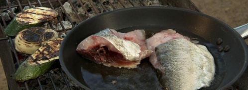 стейки из толстолобика с печеной морковью и овощами гриль. Шаг 5