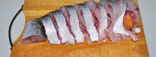 жареные стейки толстолобика. Шаг 3