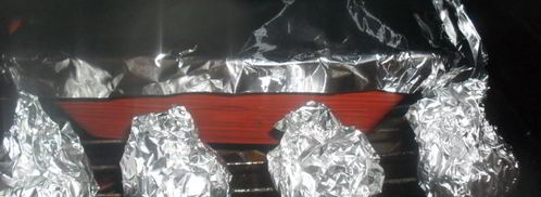 мясные тефтели, запеченные под овощной шубой и молочным соусом. Шаг 7