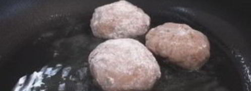 очень нежные тефтели в томатно-сметанном соусе. Шаг 6