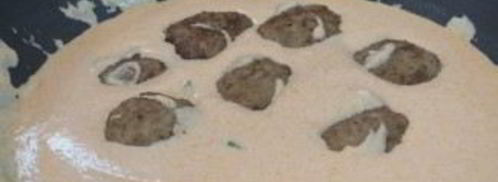 очень нежные тефтели в томатно-сметанном соусе. Шаг 8