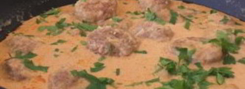 очень нежные тефтели в томатно-сметанном соусе. Шаг 10