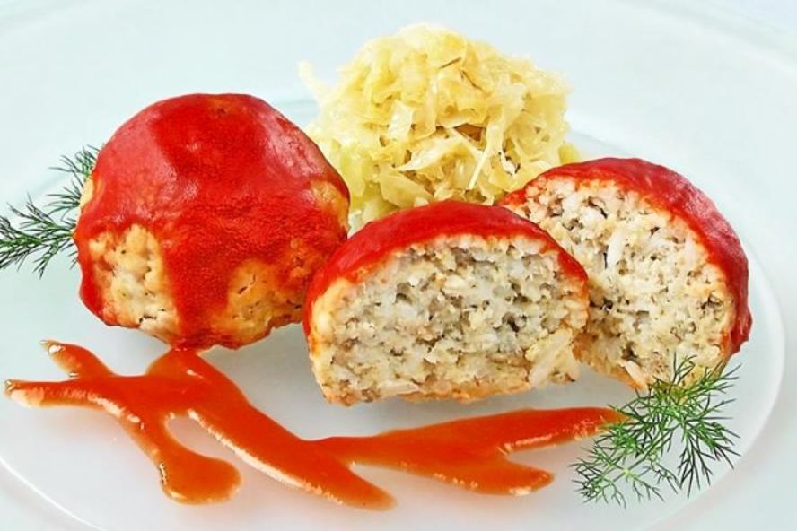 Рецепт рыбных тефтелей в томате