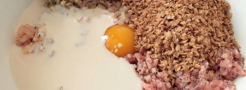 тефтели с гречкой и грибами, запеченные в ряженке. Шаг 5