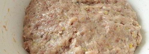 тефтели с гречкой и грибами, запеченные в ряженке. Шаг 6