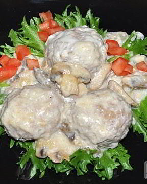 Тефтели в сырно-грибном соусе