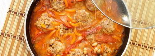 тефтели в томате с фасолью и перцем. Шаг 13