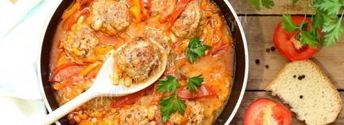 тефтели в томате с фасолью и перцем. Шаг 15