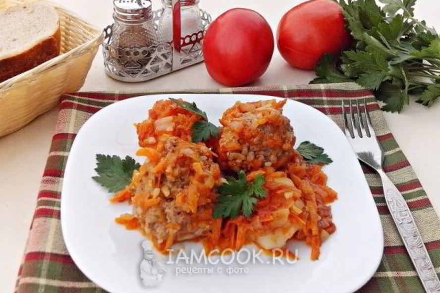 Рецепт тефтелей в томатно-овощном соусе