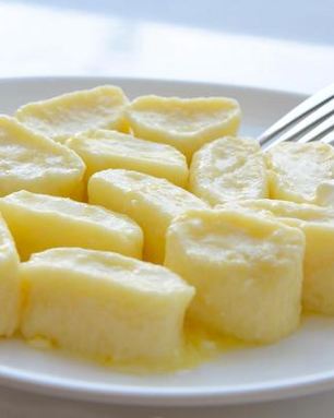 Быстрые ленивые вареники из творога с манкой