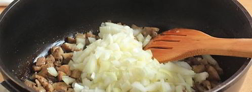 постные вареники с картошкой и грибами. Шаг 12