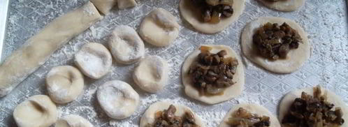 вареники с шампиньонами. Шаг 7