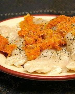 Вареники с сыром и ветчиной