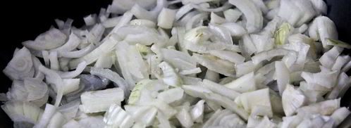 жаркое с курицей и черносливом в горшочках. Шаг 4