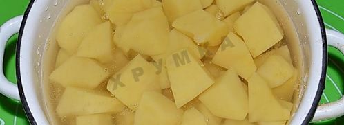 картофельные зразы в духовке с мясным фаршем и сыром. Шаг 3