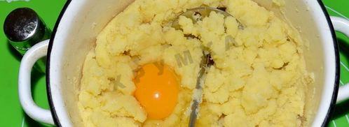 картофельные зразы в духовке с мясным фаршем и сыром. Шаг 4