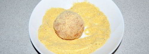 куриные зразы с перепелиными яйцами. Шаг 8