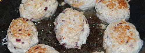 мясные зразы с сыром и яйцом. Шаг 10