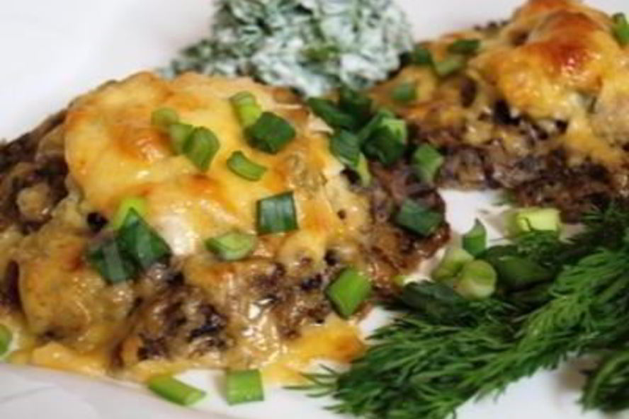 Рецепт открытых куриных зраз с грибами в духовке