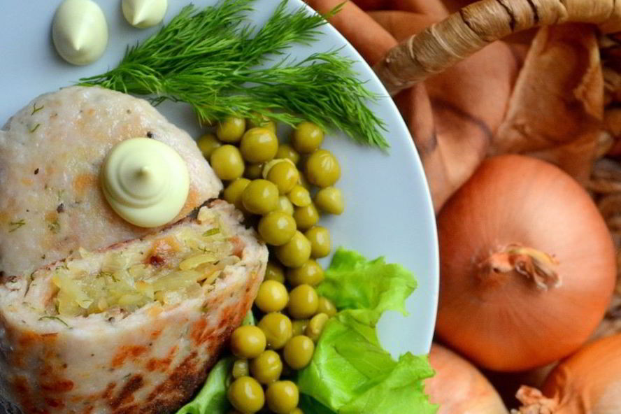 Рецепт зраз с картофелем и жареным луком