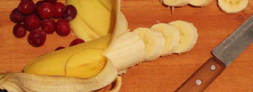 геркулесовая каша с бананом и вишней. Шаг 5