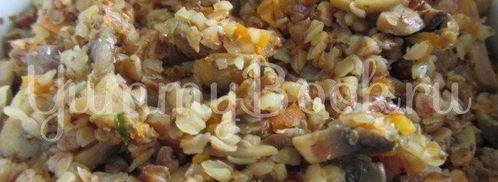 гречка с грибами, куриной печенью и сердцами в мультиварке. Шаг 6