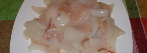 гречка с кальмарами и луком-пореем в горшочке. Шаг 3