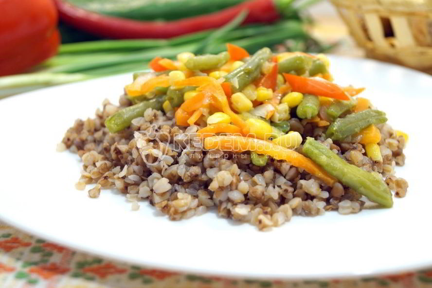 Рецепт гречки с овощами и фасолью