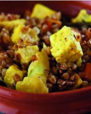 Вегетарианская гречка с овощами