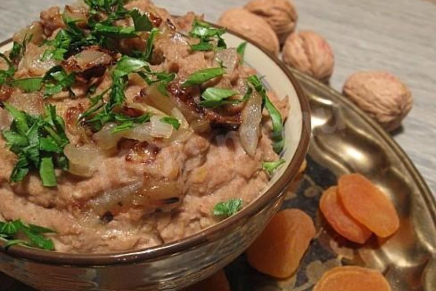 Рецепт каши из чечевицы с луком и корнем петрушки