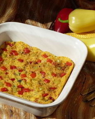 Запеченная полента с овощами